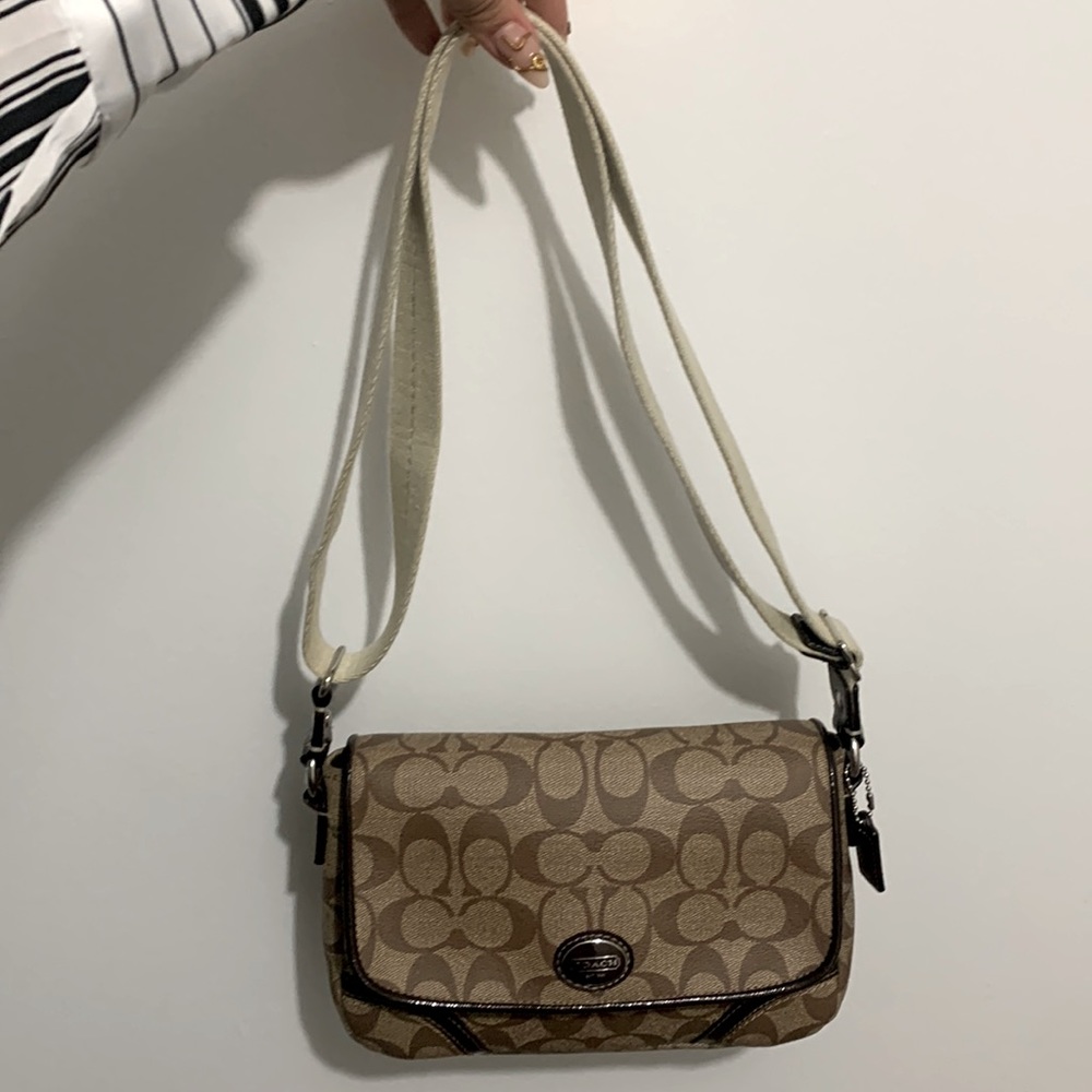 Coach crossbody bag classic